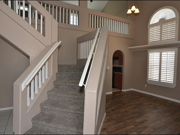 3rd image of 764 Babylonia Dr