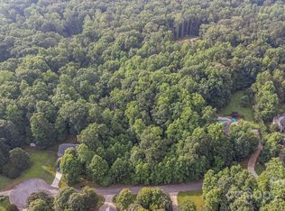 524 Shady Oaks Dr, Stanley, NC 28164