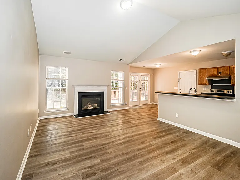 5833 Lawnmeadow Dr — Photo 5