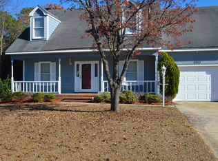 2013 Dockside Dr, Fayetteville, NC 28304
