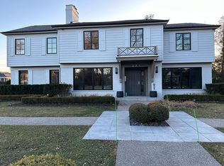 371 N Williamsbury Rd, Bloomfield Hills, MI 48301