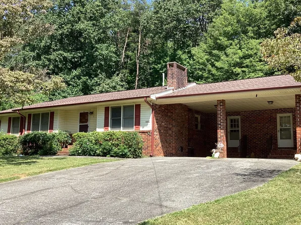 1522 Chatuge Shores Rd, Hiawassee, GA 30546