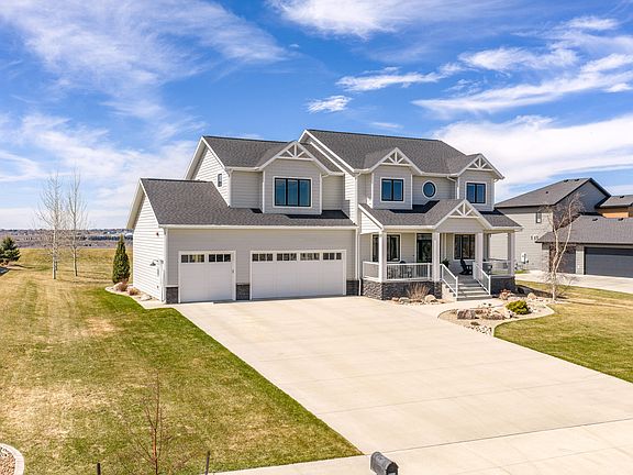 3rd image of 3312 Promontory Dr