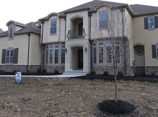 9434 Pine Creek Dr, Powell, OH 43065