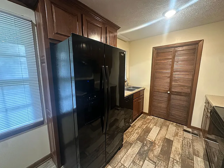 6235 Cane Creek Cir — Photo 10