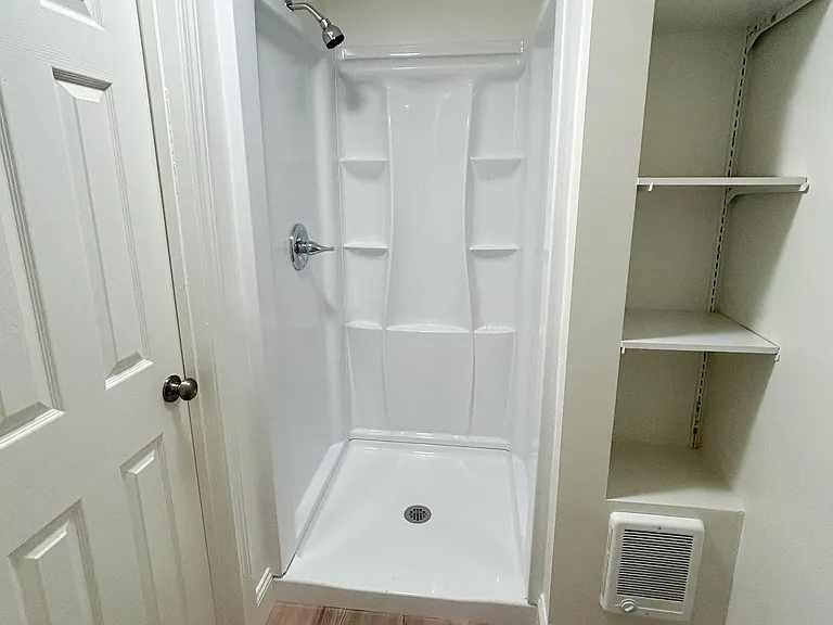 16 7th St #16 — Photo 7