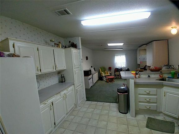 4th image of 1100 NW 42nd Ln