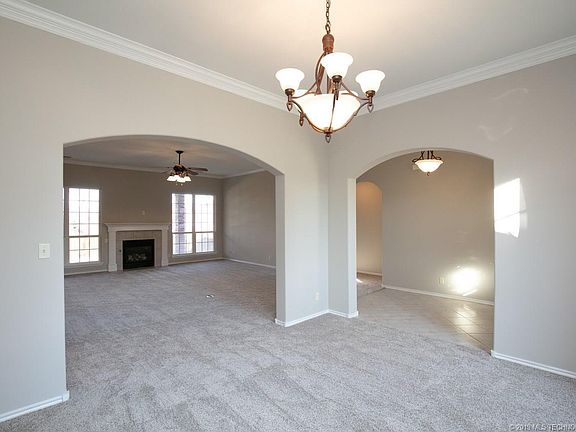 5th image of 25510 Briar Dr
