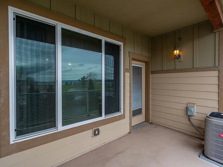 1850 SW Scenic Heights St #B102 — Photo 11