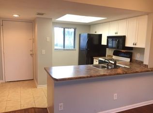 4555 Holly Tree Rd, Wilmington, NC 28412