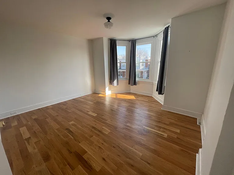 338 Rector St — Photo 13
