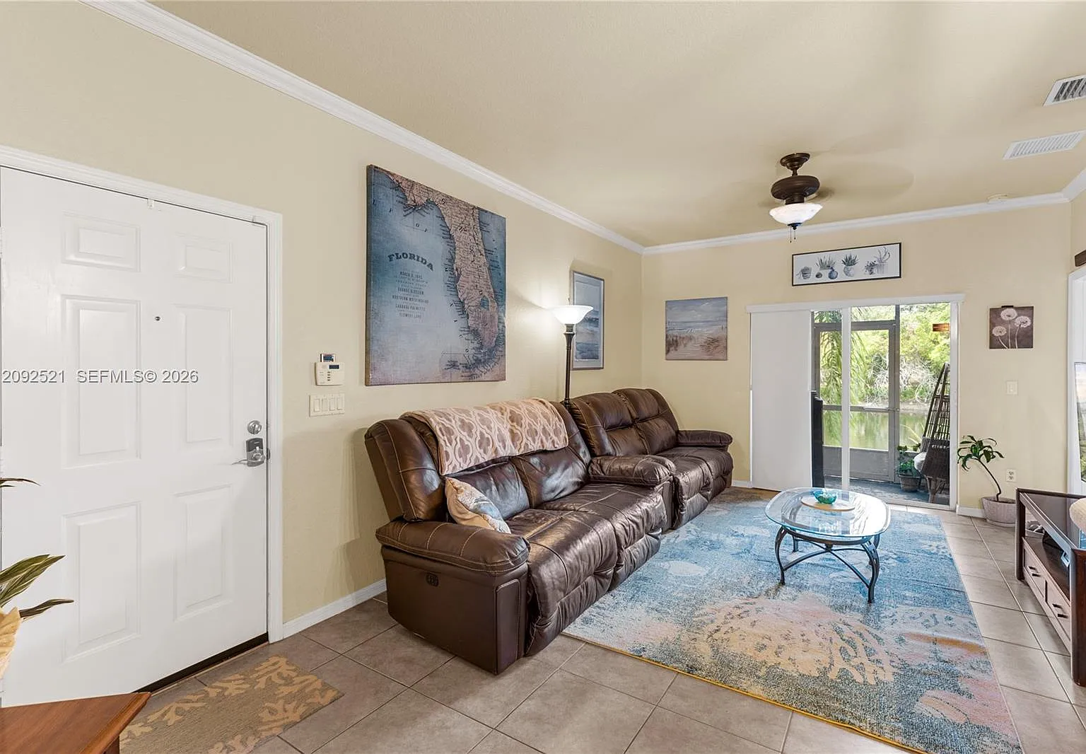 Hampton Hills Condo — Photo 2