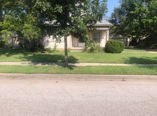 1914 S Main St, Wichita, KS 67213
