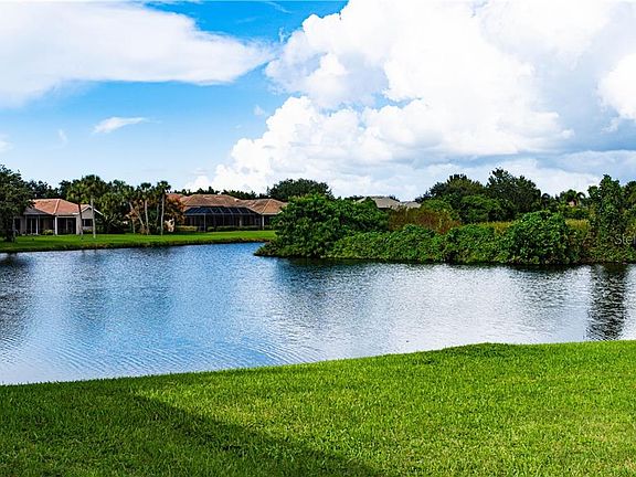 3rd image of 7468 Cabbage Palm Ct