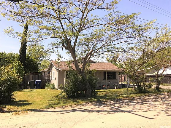 3rd image of 4917 Wilson St