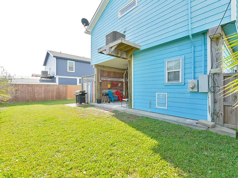 4131 Jackson Dr — Photo 8