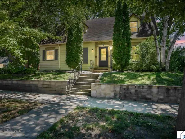 115 Bradley St, Mankato, MN 56001