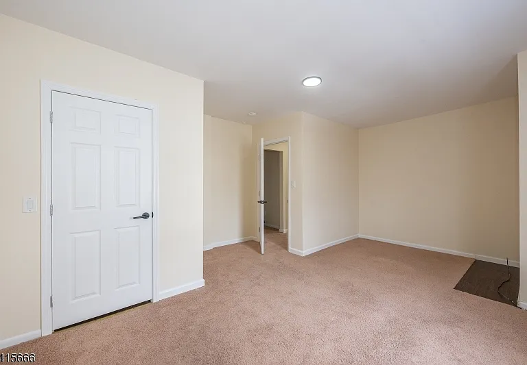71 Washington St — Photo 10