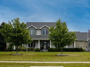 304 Hunters Rdg, Auburn, IN 46706