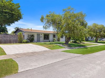 9971 SW 156th Ter, Miami, FL, 33157