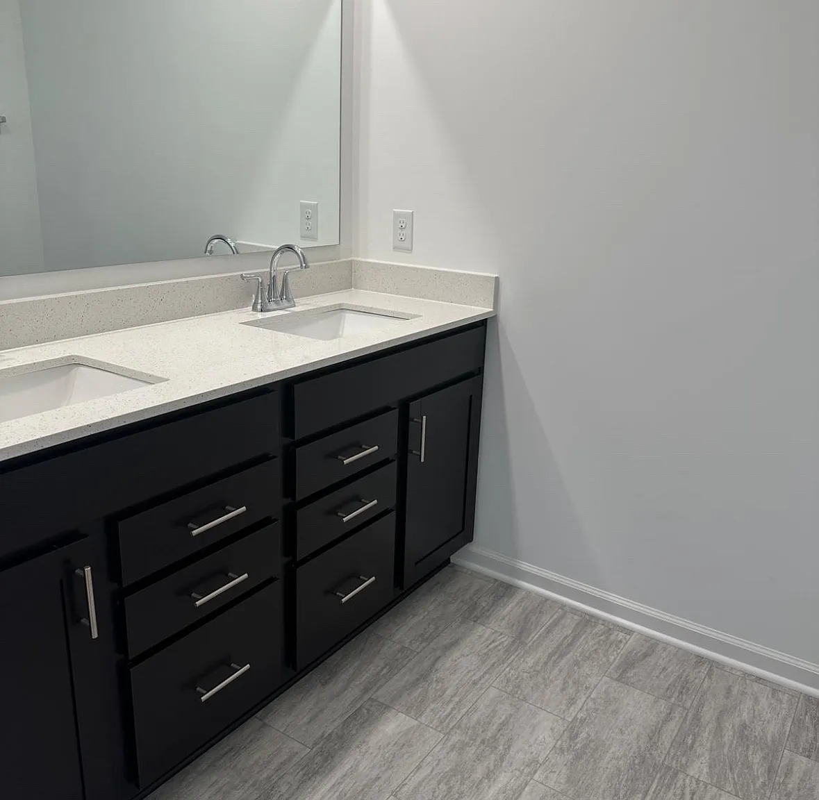 10226 Meadow Path Ln — Photo 3