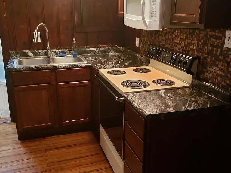 800 E Armour Blvd #CARRIAGE HOUSE — Photo 7
