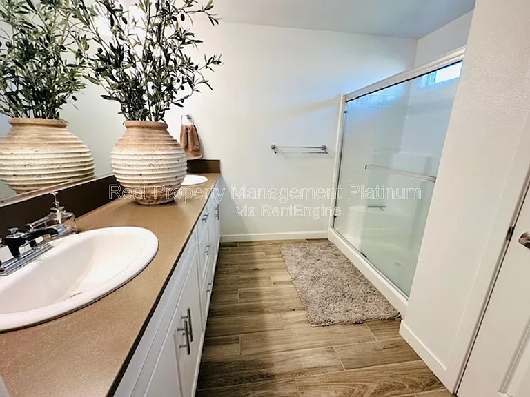 837 Soledad Ave — Photo 7