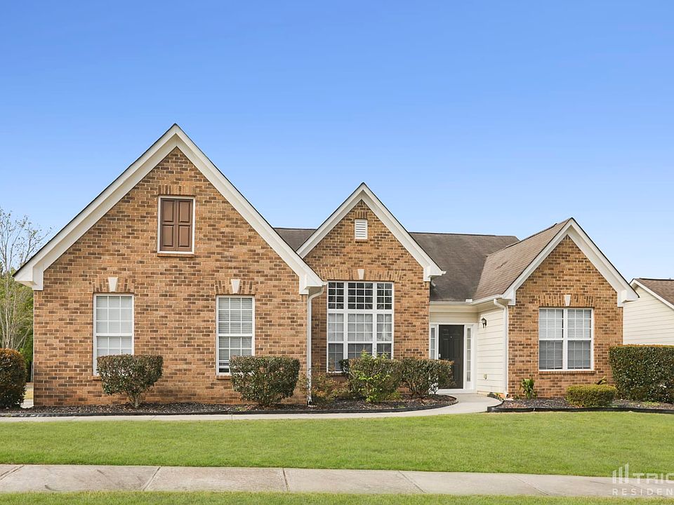 1st image of 3975 Yosemite Park Ln