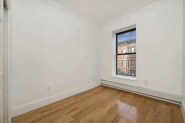 Rented by Bold Marketing | media 9