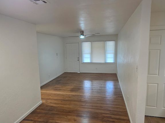 4th image of 341 S Lindale Ave
