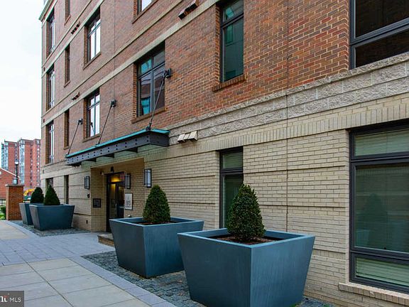 2nd image of 915 N Patrick St APT 306