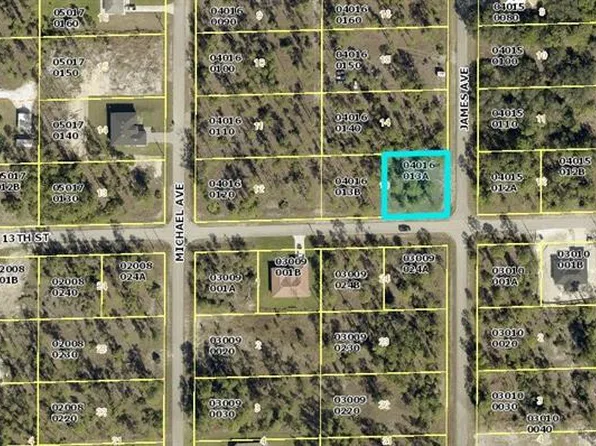 13th E CORNER LOT, LEHIGH ACRES, FL 33972