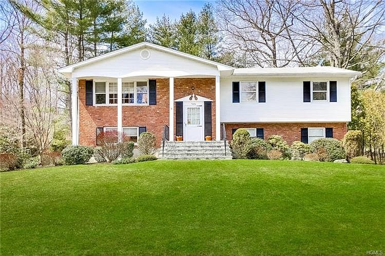 1st image of 80 Joan Dr