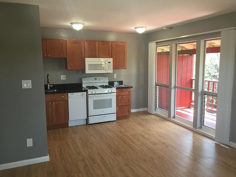 1st image of 616 Morse Ave APT 32