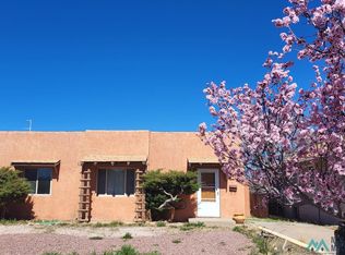 305 E Logan Ave, Gallup, NM 87301