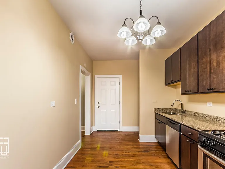 1647 S California Ave #3B — Photo 16
