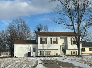 385 Harding St, Defiance, OH 43512