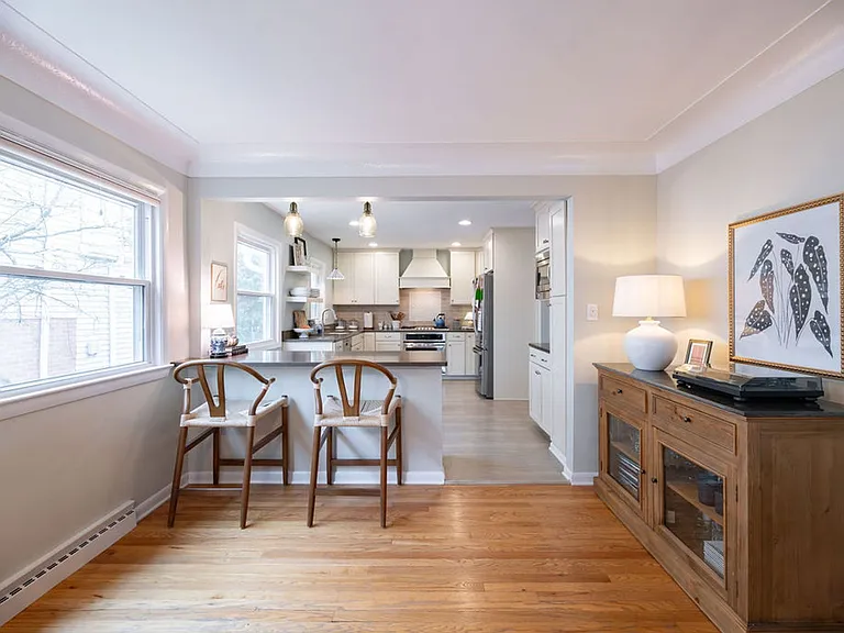 23213 Fairmount Blvd — Photo 9