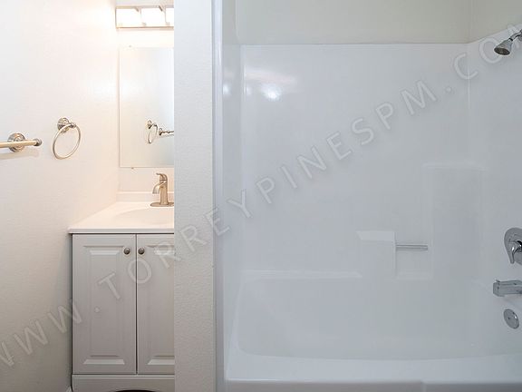 4th image of 4134 3rd Ave Unit 2