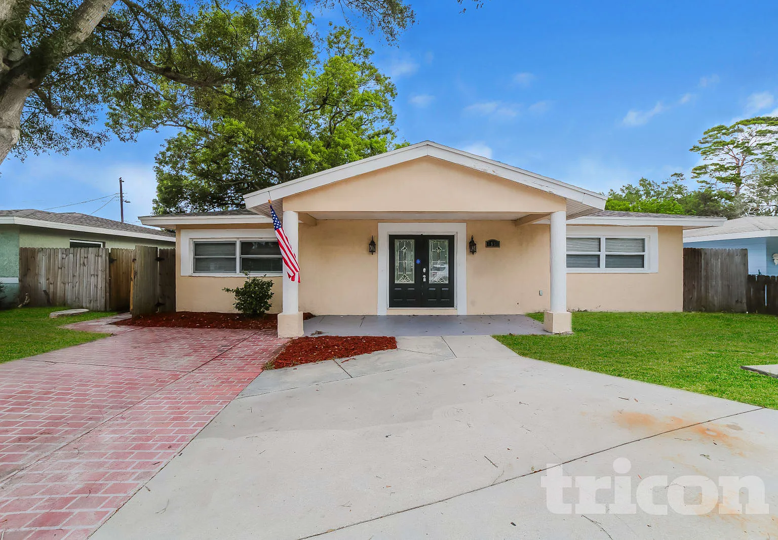 6953 41st Terrace N Saint Petersburg FL — Photo 1