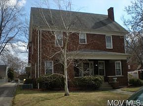 1st image of 2302 Elm St