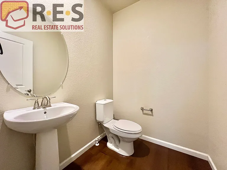 2331 Lodgepole Creek Dr — Photo 18