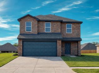 512 Saint Charles Pl, Newcastle, OK 73065