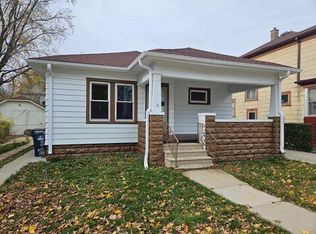 1828 Superior St, Racine, WI 53402