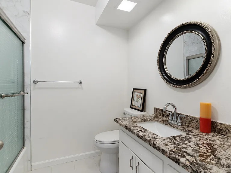1410 S Bentley Ave #102 — Photo 12