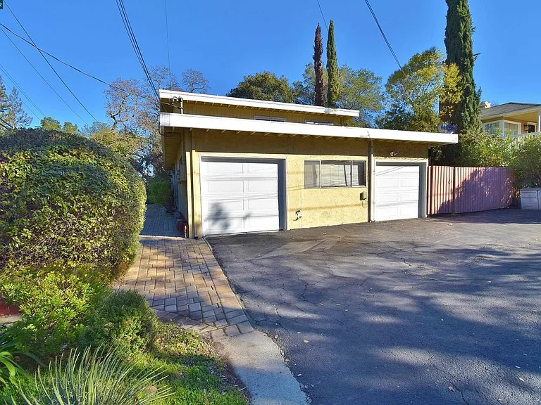 Car port and parking.