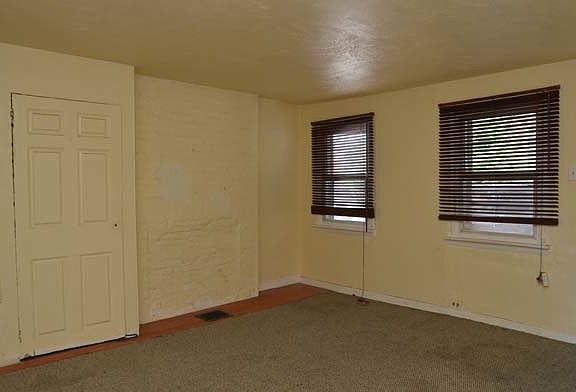 5th image of 1132 Marlborough St