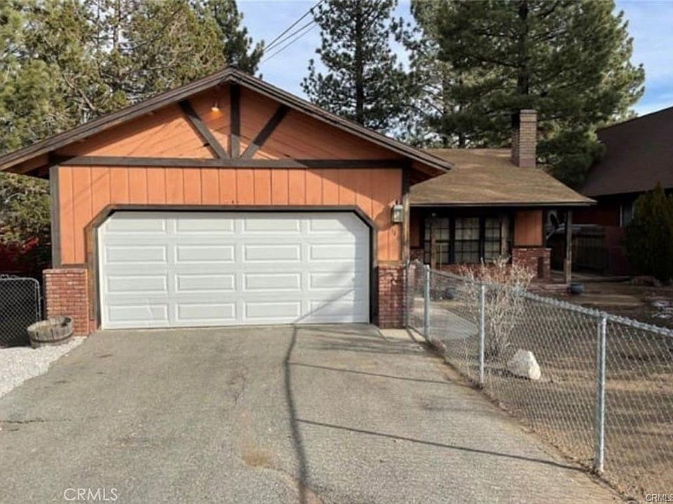 1st image of 1140 Willow Ln