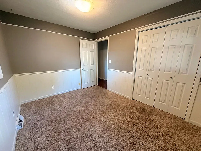 3033 New Holland St — Photo 16