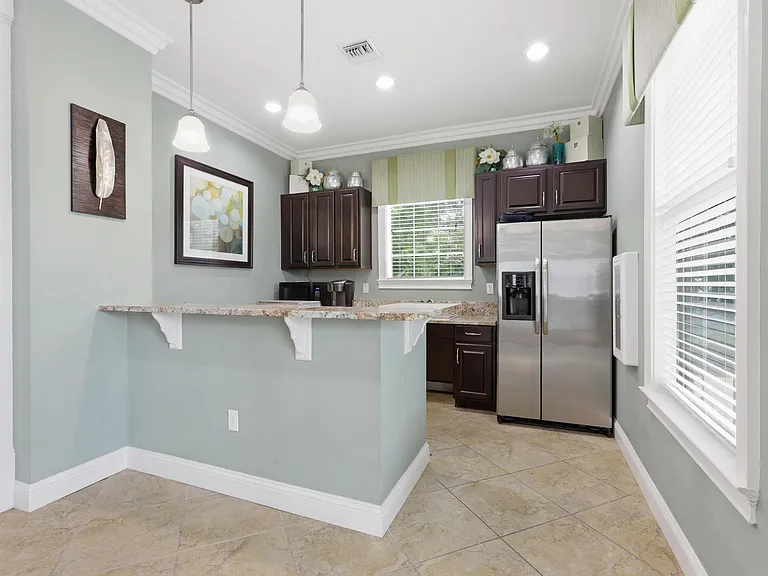 Olive Grove Apartments — Photo 9